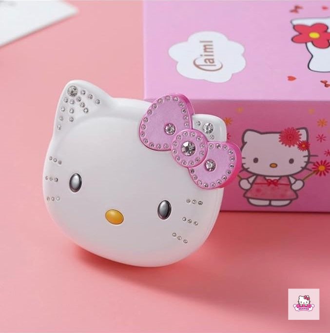 Hello Kitty Flip Phone